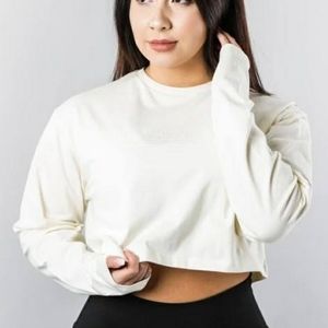 White Alphalete long-sleeved crop top